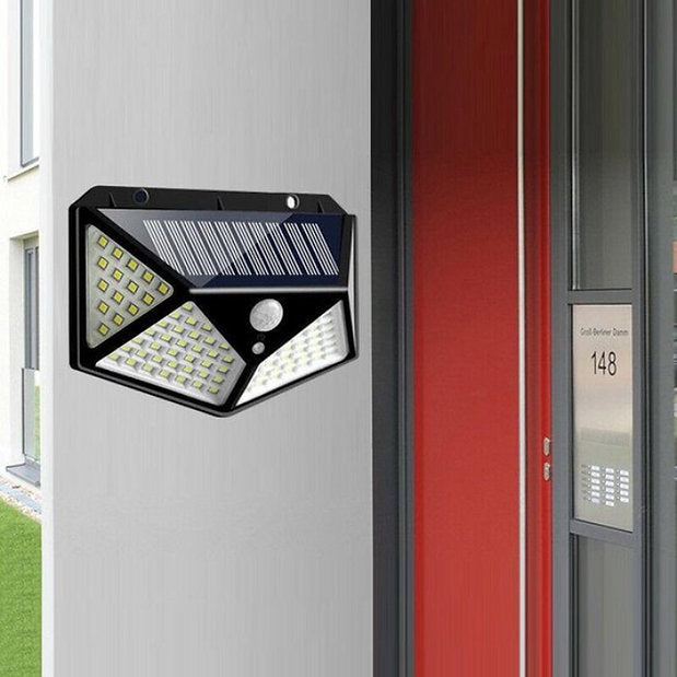 Solar wandlamp met 100 LED lichtpunten ideaal voor buitengebruik schakelt automatisch in bij beweging biedt efficiënte verlichting